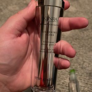 KENRA PLATINUM SILKENING GLOSS.